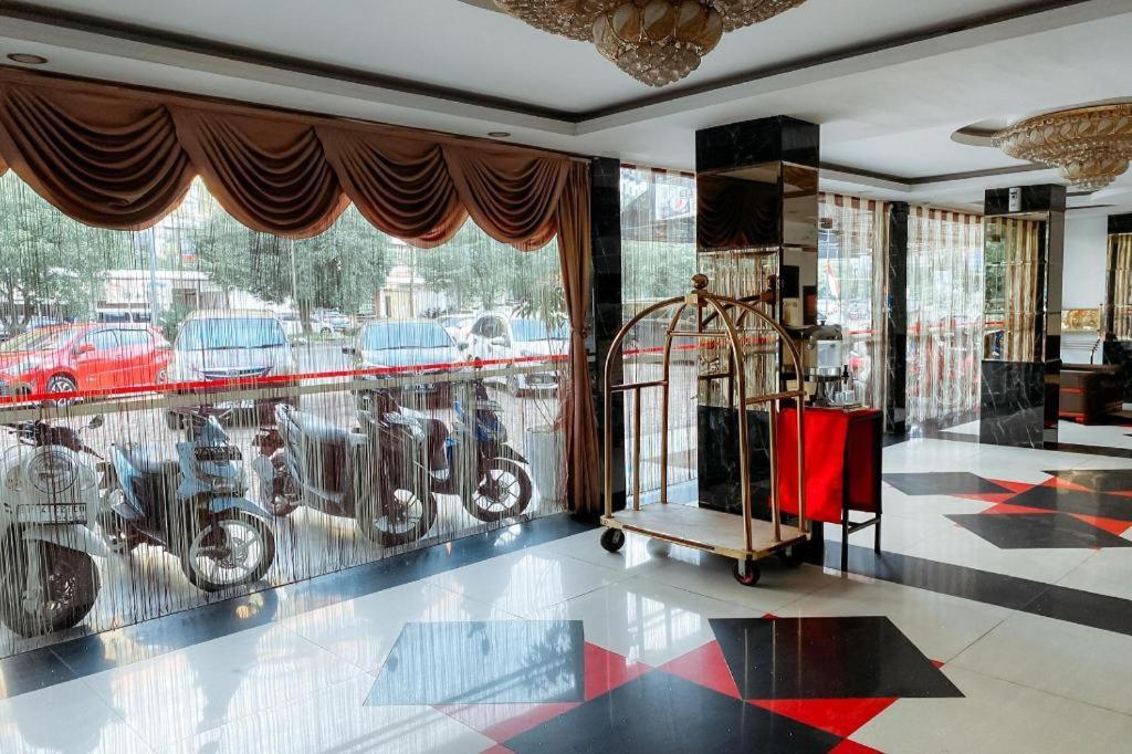 Lucky Star Hotel Наґойя Екстер'єр фото