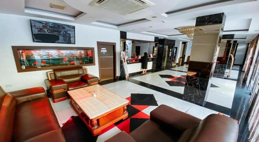 Lucky Star Hotel Наґойя Екстер'єр фото